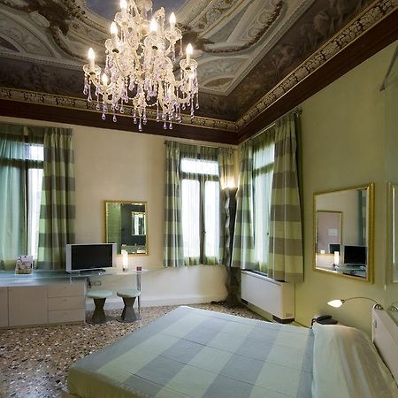 Готель Sogno Di Giulietta E Romeo Венеція Екстер'єр фото